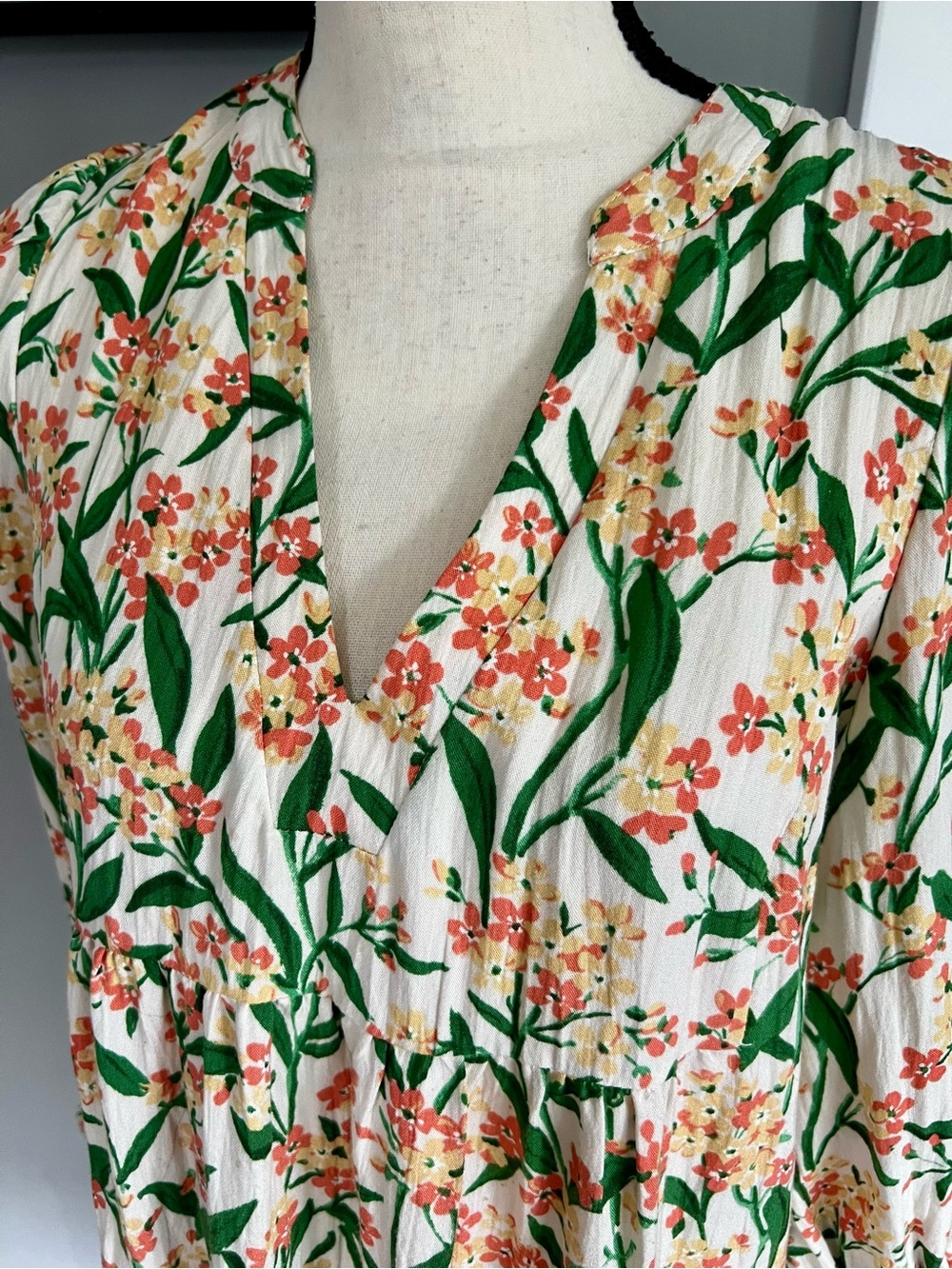 Pomander Place/Tuckernuck Bermuda Blossom Kenzo Mini Dress - Picture 4 of 9